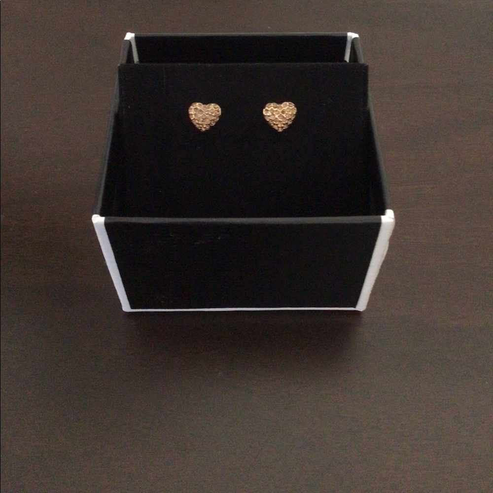 Marc by Marc Jacobs Heart Earrings ๐ - Picture 4 of 8